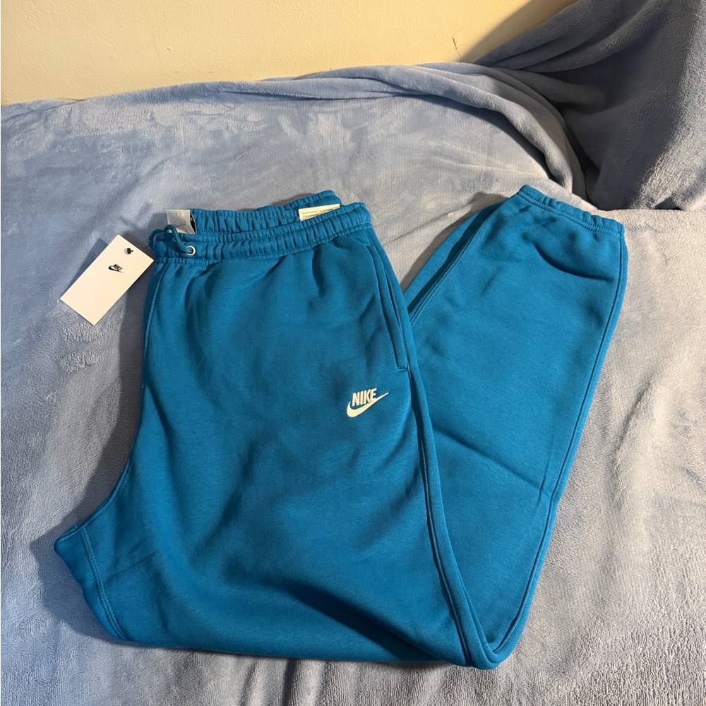 Nike Men's Blue Sweatpants size large - Picture 2 of 8